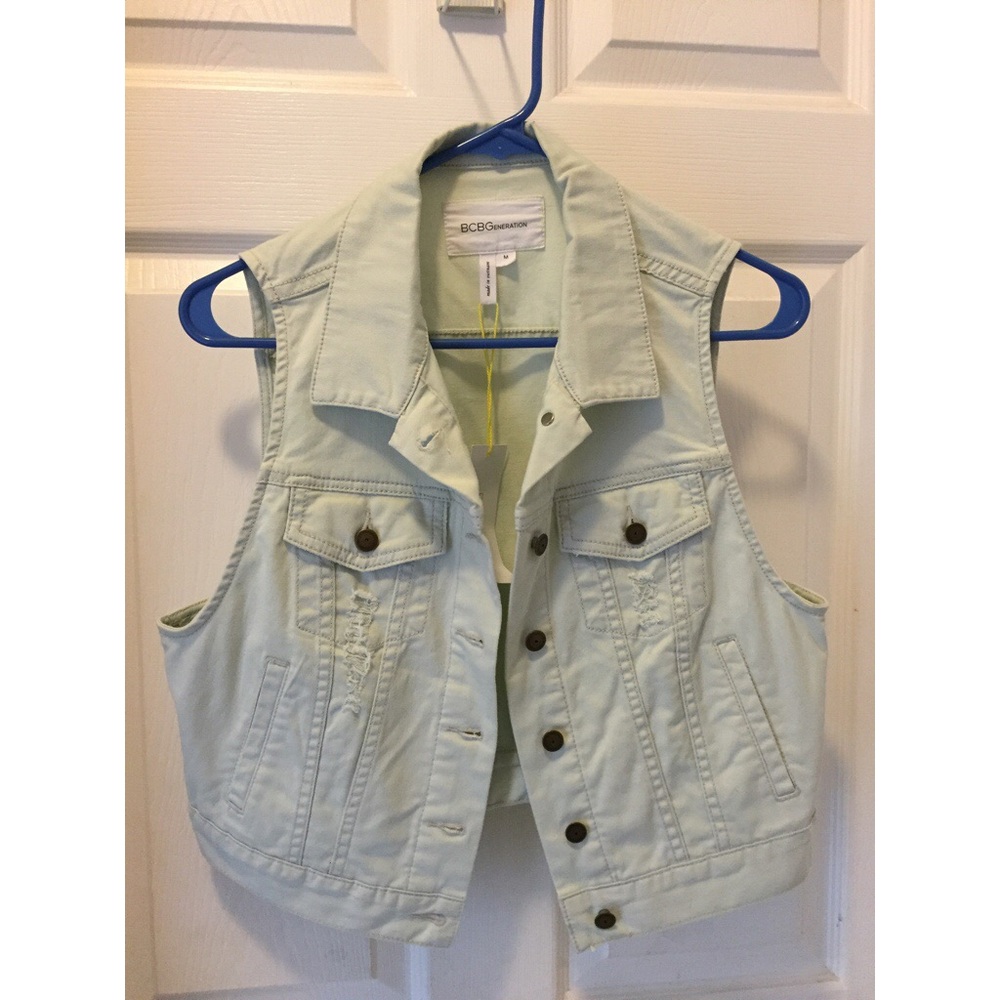 STILL HAVE - BCBGeneration Mint Green Vest